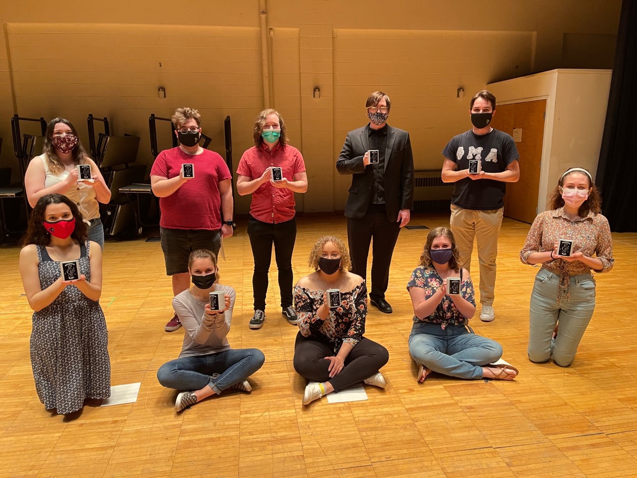 ACDA E-Board Spring 2021 with special mugs given by Dr. Dettwiler