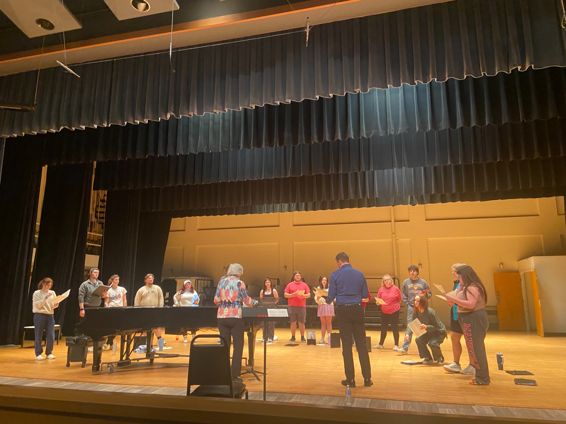 Dr. Nathan Zullinger working with our Chamber Singers